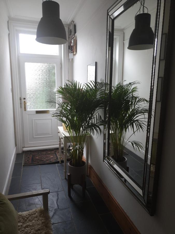 Homestay Poole Buitenkant foto